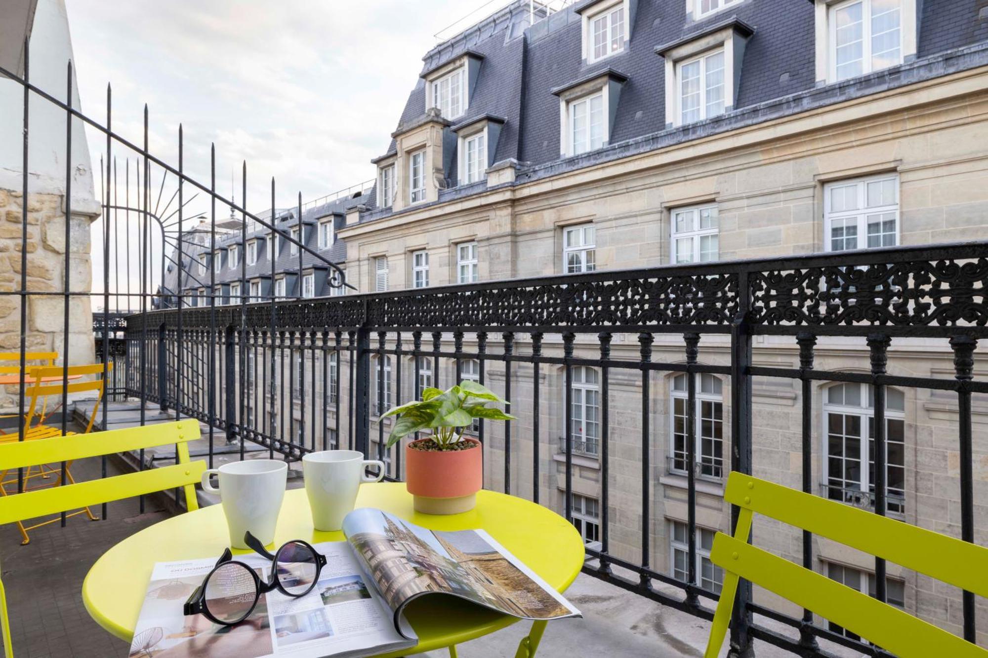 Grand Hotel Du Calvados - Opera Paris Exteriör bild